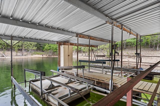 599 Holiday Acres Circle, Branson West, MO 65737