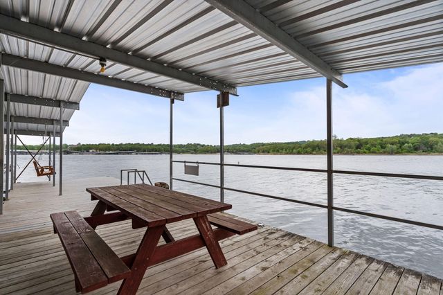 599 Holiday Acres Circle, Branson West, MO 65737