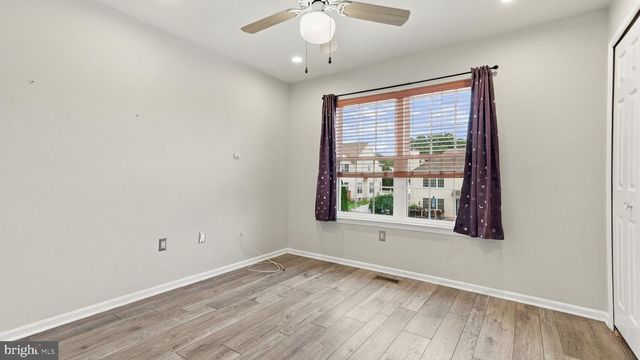 330 GRAND AVE, Langhorne, PA 19047