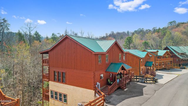 4359 Forest Ridge Way, Pigeon Forge, TN 37863