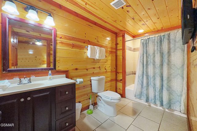 4359 Forest Ridge Way, Pigeon Forge, TN 37863