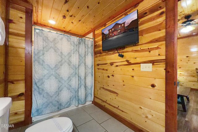 4359 Forest Ridge Way, Pigeon Forge, TN 37863