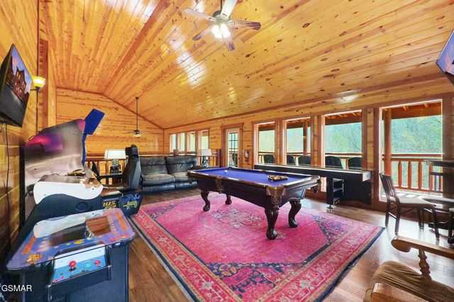 4359 Forest Ridge Way, Pigeon Forge, TN 37863