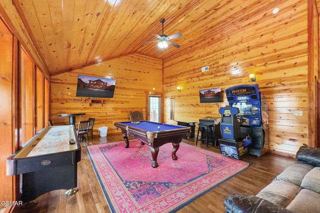 4359 Forest Ridge Way, Pigeon Forge, TN 37863