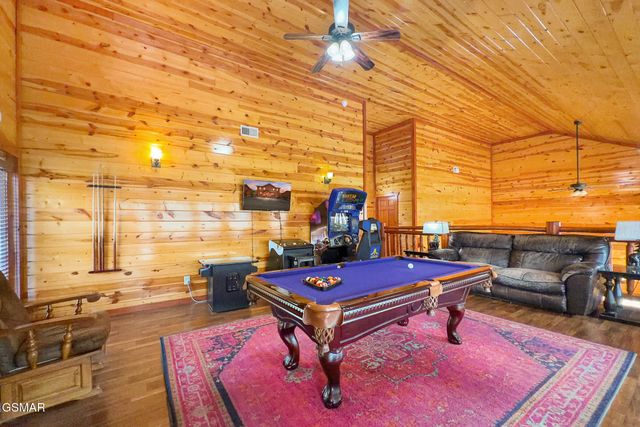 4359 Forest Ridge Way, Pigeon Forge, TN 37863