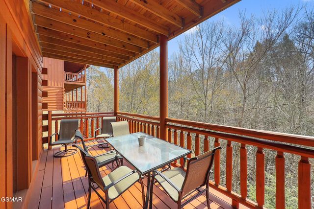 4359 Forest Ridge Way, Pigeon Forge, TN 37863