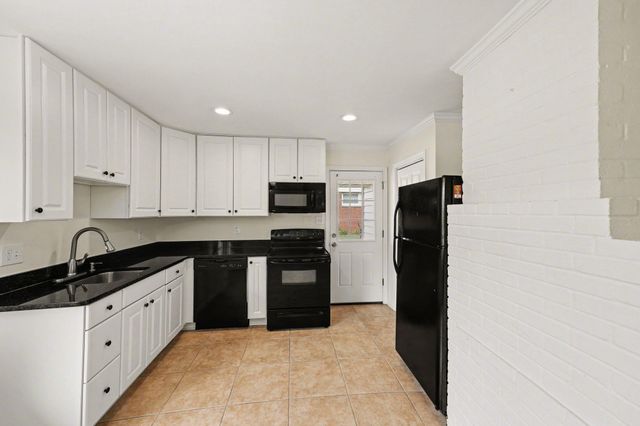 6714 EDSALL RD, Springfield, VA 22151