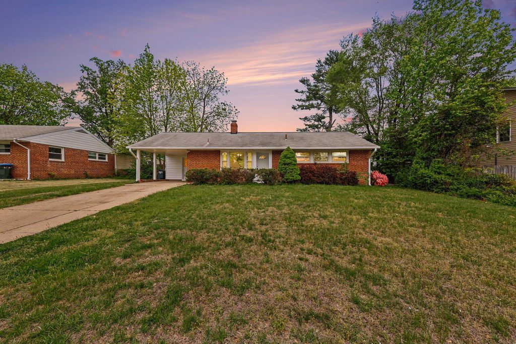 6714 EDSALL RD, Springfield, VA 22151
