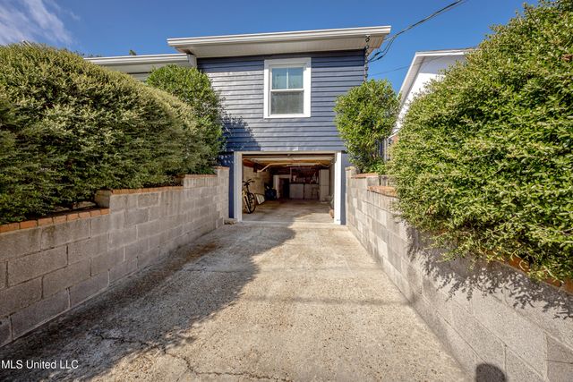 171 Miramar Avenue, Biloxi, MS 39530