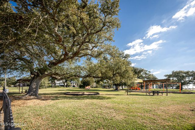 171 Miramar Avenue, Biloxi, MS 39530