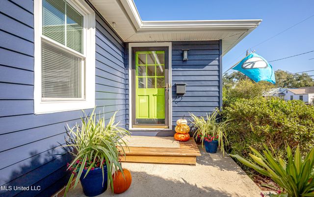 171 Miramar Avenue, Biloxi, MS 39530