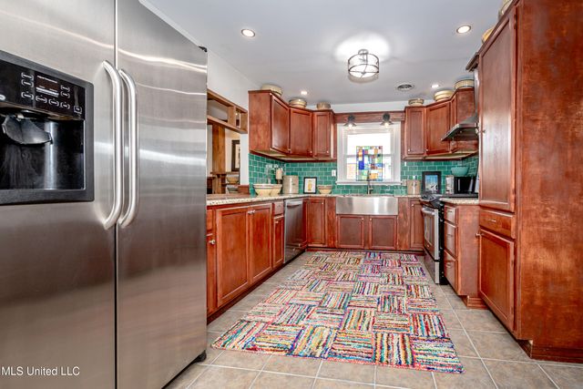 171 Miramar Avenue, Biloxi, MS 39530