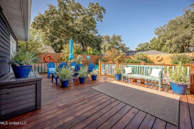 171 Miramar Avenue, Biloxi, MS 39530