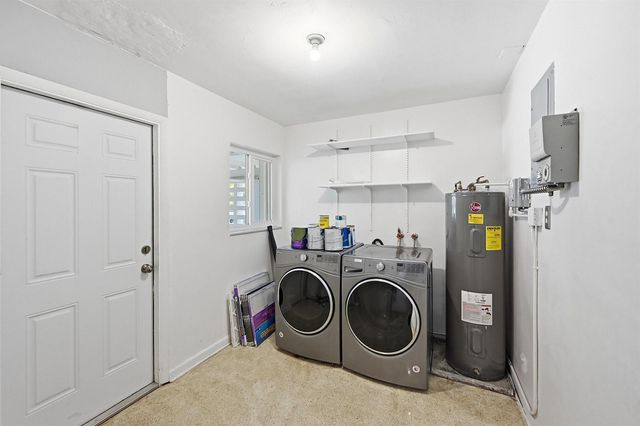 370 SW 13th Street, Pompano Beach, FL 33060