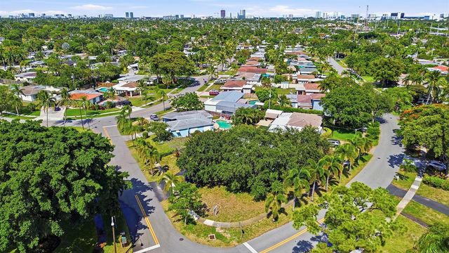370 SW 13th Street, Pompano Beach, FL 33060