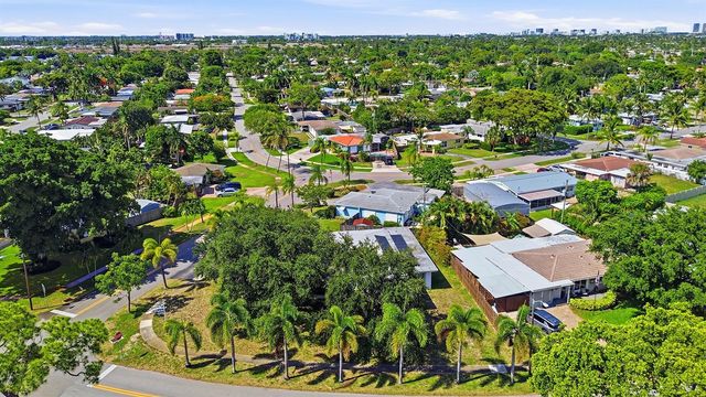 370 SW 13th Street, Pompano Beach, FL 33060