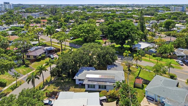 370 SW 13th Street, Pompano Beach, FL 33060