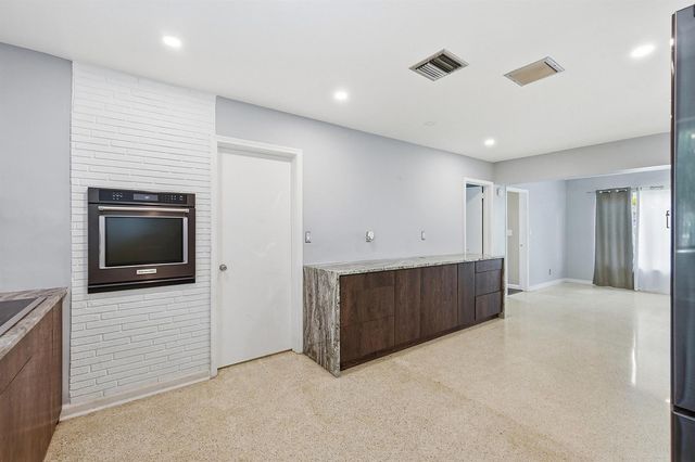 370 SW 13th Street, Pompano Beach, FL 33060
