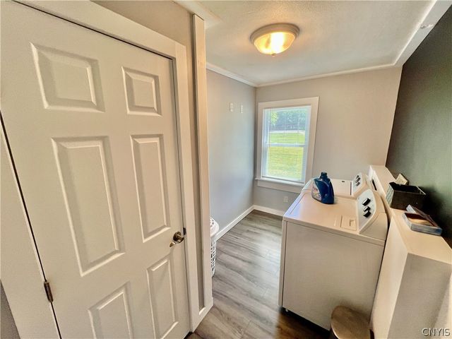 2489 State Route 48, Minetto, NY 13069