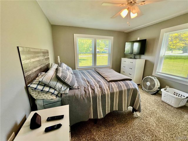 2489 State Route 48, Minetto, NY 13069