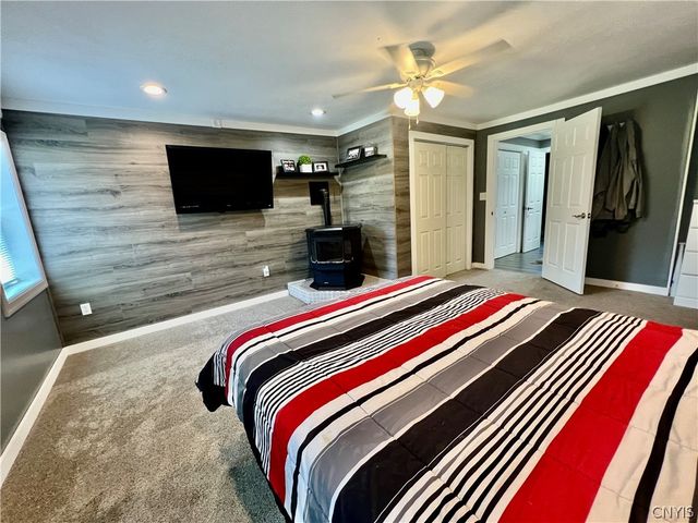 2489 State Route 48, Minetto, NY 13069