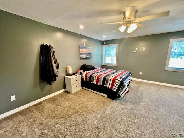 2489 State Route 48, Minetto, NY 13069