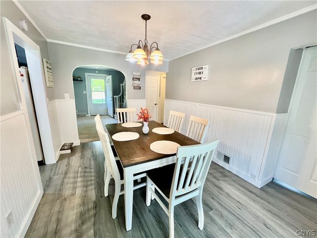 2489 State Route 48, Minetto, NY 13069