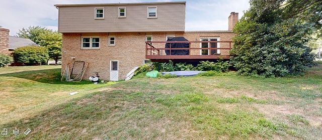 211 Woodview Dr, Brighton Twp, PA 15009