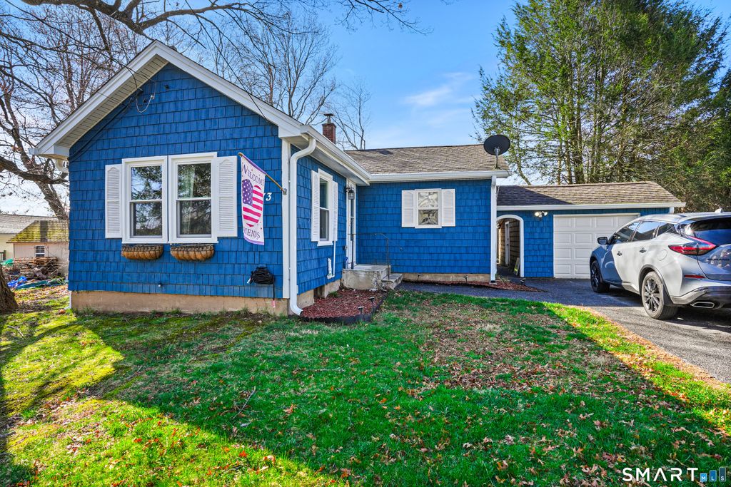 73 Jeannette Street, Bristol, CT 06010