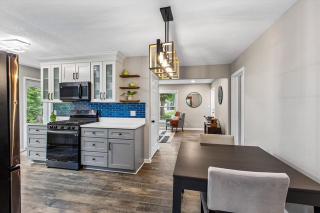 7233 Oliver Avenue S, Richfield, MN 55423