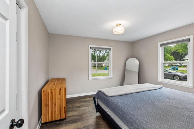 7233 Oliver Avenue S, Richfield, MN 55423