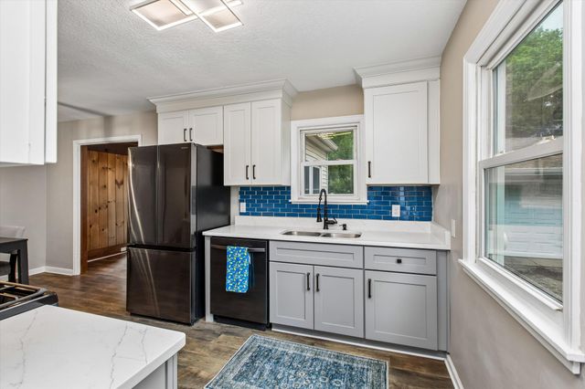 7233 Oliver Avenue S, Richfield, MN 55423