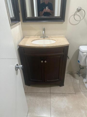 1500 N Congress Ave A53, West Palm Beach, FL 33401