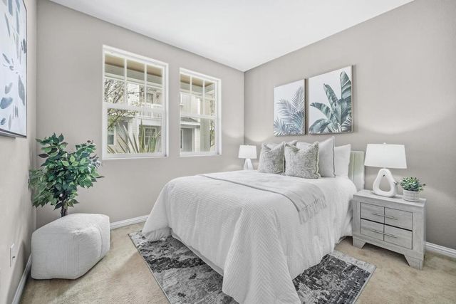 346 Circuit Way, Mountain View, CA 94043