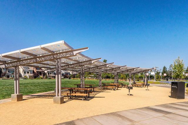 346 Circuit Way, Mountain View, CA 94043