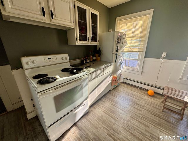 130 Norwood Avenue, New London, CT 06320