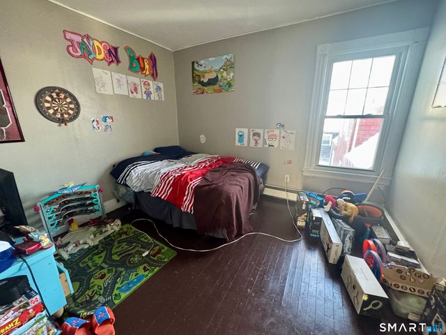 130 Norwood Avenue, New London, CT 06320