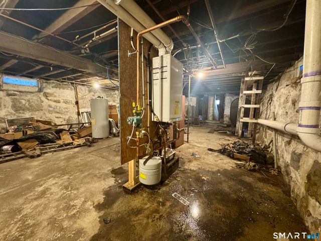 130 Norwood Avenue, New London, CT 06320