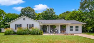 6934 Love Lane, Hixson, TN 37343