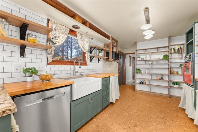 7019 N Audubon Dr, Spokane, WA 99208