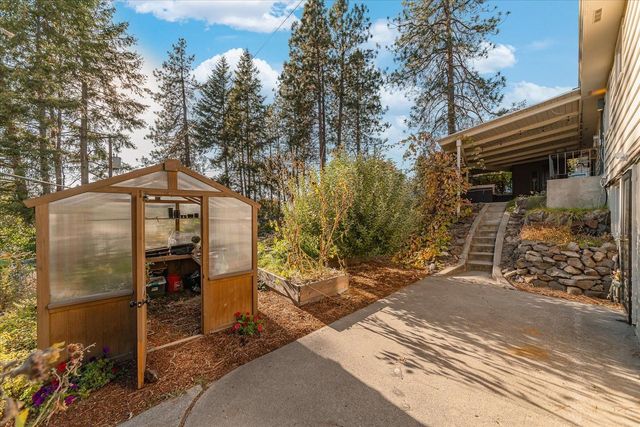 7019 N Audubon Dr, Spokane, WA 99208