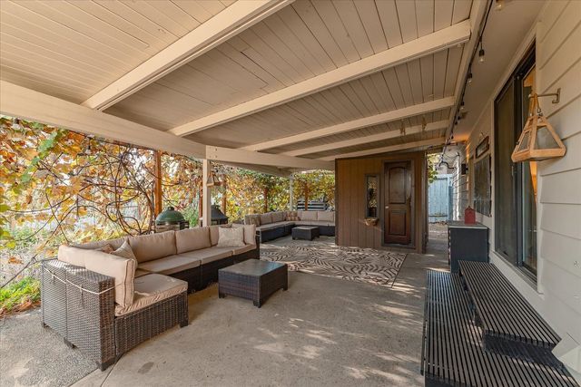 7019 N Audubon Dr, Spokane, WA 99208