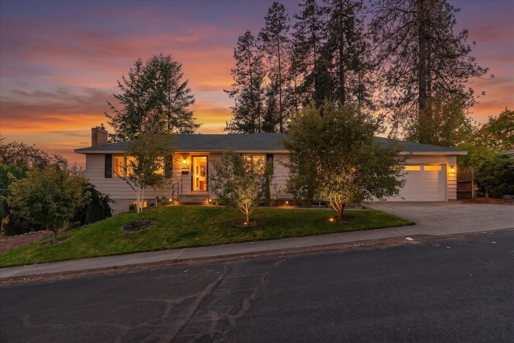 7019 N Audubon Dr, Spokane, WA 99208 photo 2