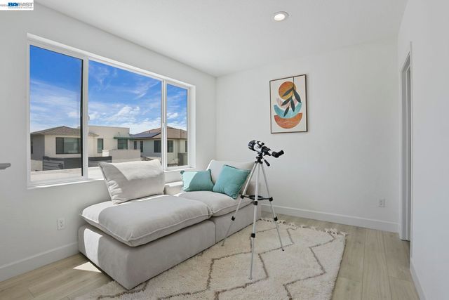 5977 Lombard St, Dublin, CA 94568