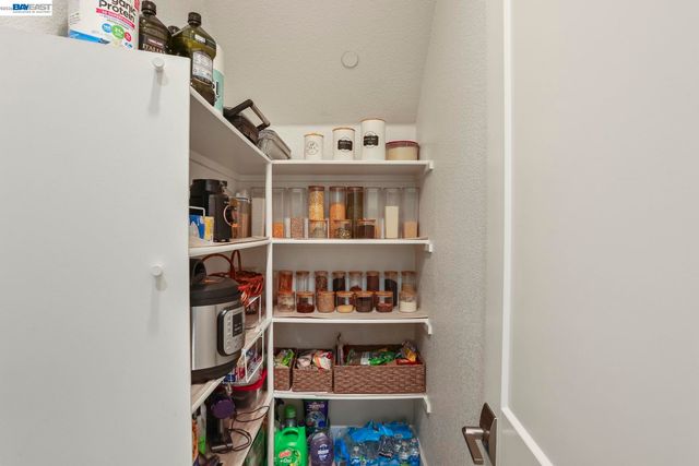 5977 Lombard St, Dublin, CA 94568