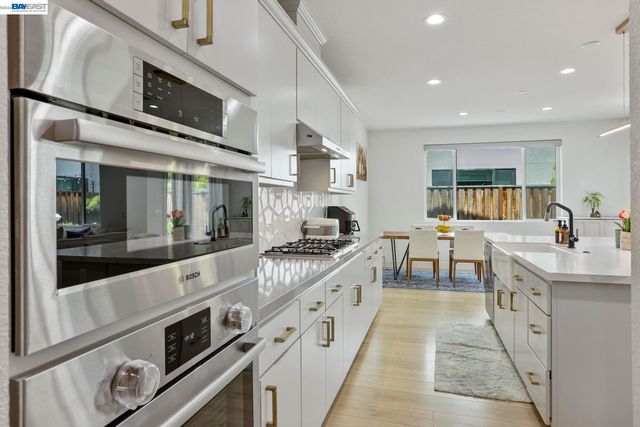 5977 Lombard St, Dublin, CA 94568