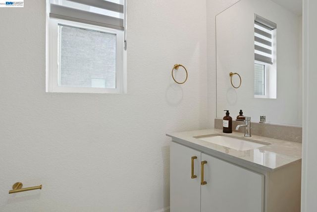 5977 Lombard St, Dublin, CA 94568