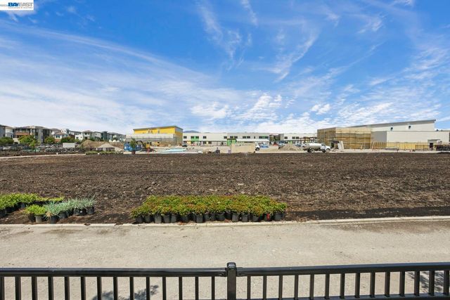 5977 Lombard St, Dublin, CA 94568
