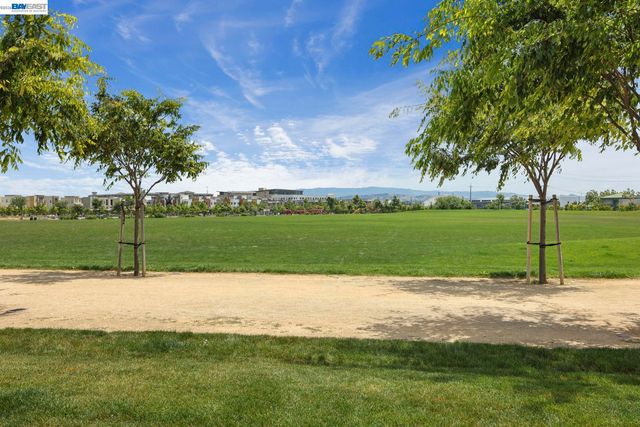 5977 Lombard St, Dublin, CA 94568