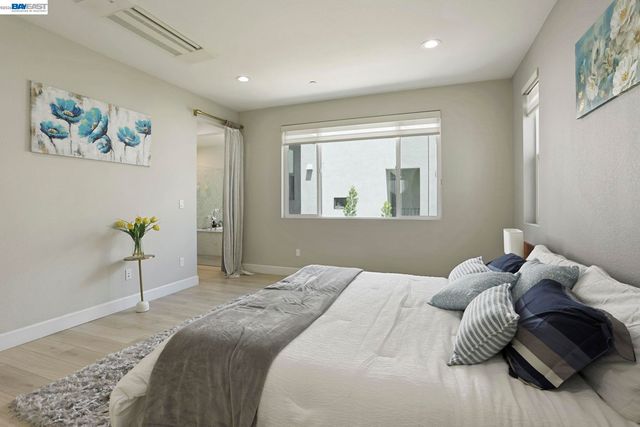 5977 Lombard St, Dublin, CA 94568